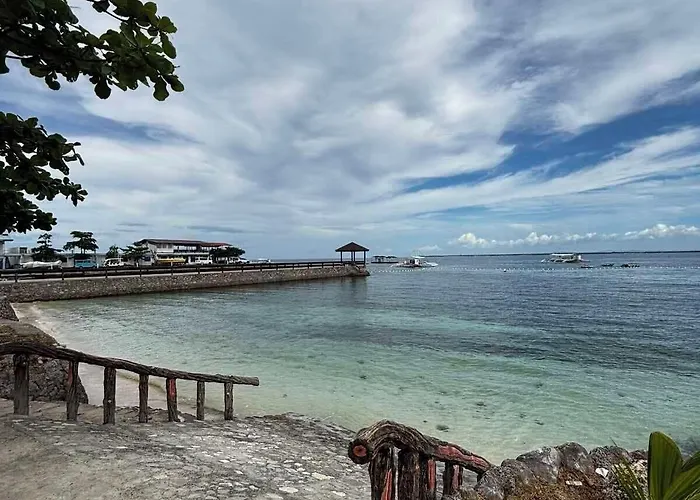 Hotel Chateau By The Sea 4*