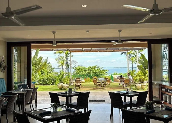 Hotel Chateau By The Sea Lapu-Lapu City