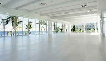 Chateau By The Sea Hotel 4*