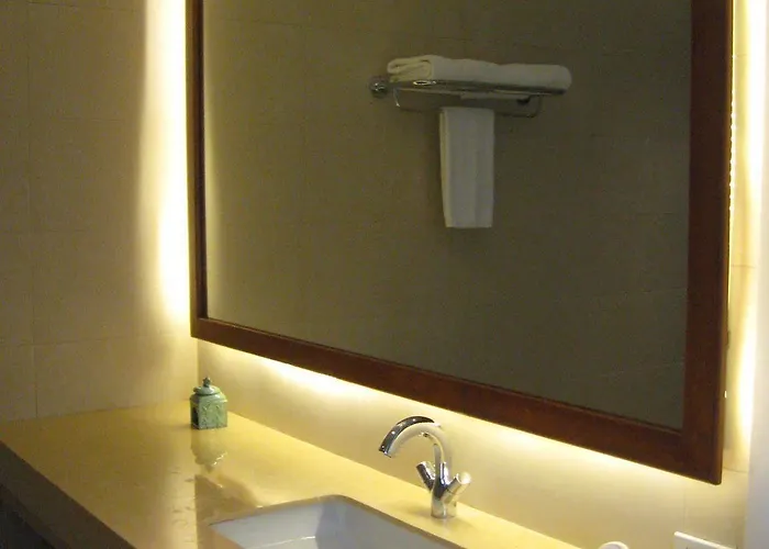 Hotel Chateau By The Sea 4*
