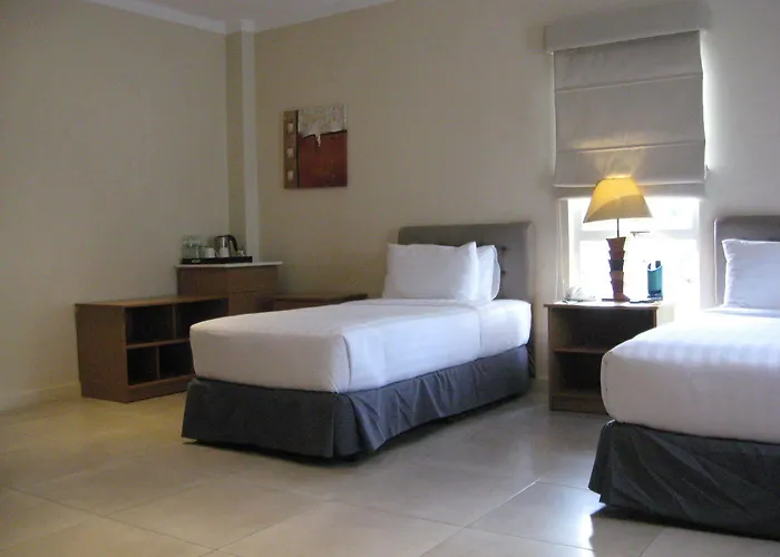 Chateau By The Sea 4*