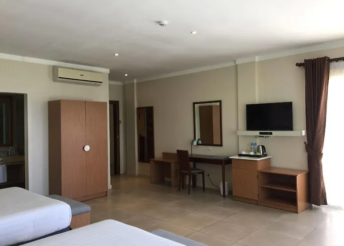 Hotel Chateau By The Sea 4*