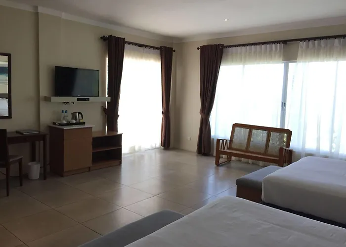 Chateau By The Sea Hotel 4*